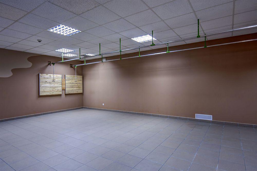 Green Hotel Komorniki  Extérieur photo